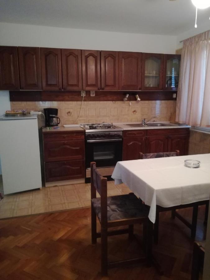 Apartmani Ana Novi V. - Studio Novi Vinodolski Eksteriør billede