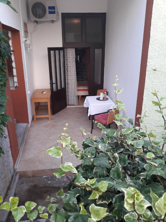 Apartmani Ana Novi V. - Studio Novi Vinodolski Eksteriør billede