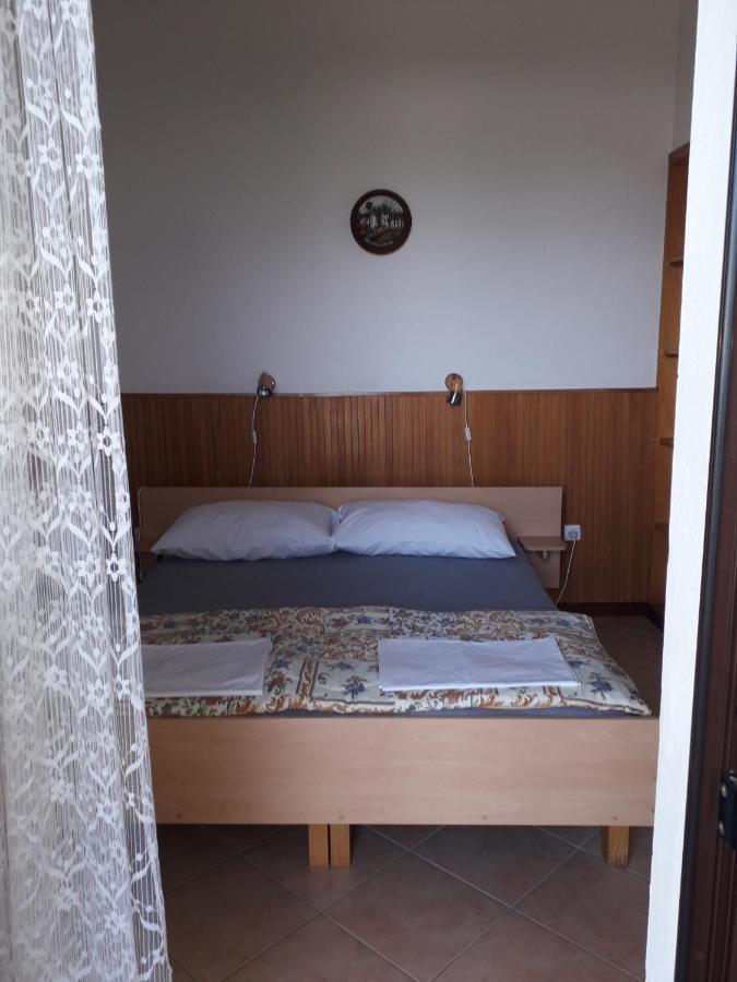 Apartmani Ana Novi V. - Studio Novi Vinodolski Eksteriør billede